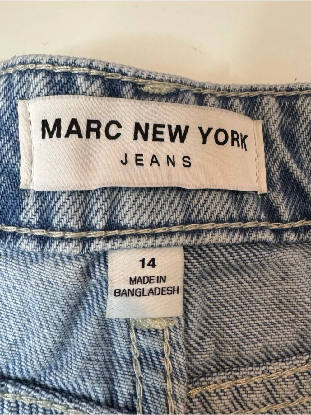 Marc New York Barrel Leg Jeans Size 14 Light Wash High Rise Denim - Picture 9 of 11